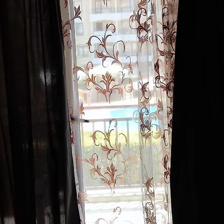 Summer Breeze Apartment,
